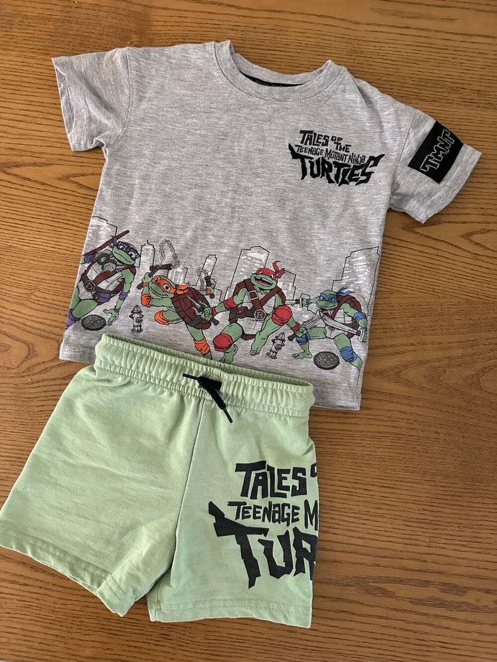 Nickelodeon Tales of the Teenage Mutant Ninja Turtles Toddler 2-Piece Graphic T-
